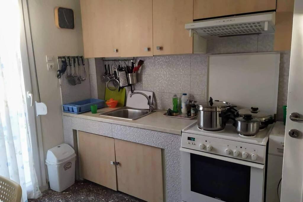Apartment Next To The Sea Peraia  Bagian luar foto