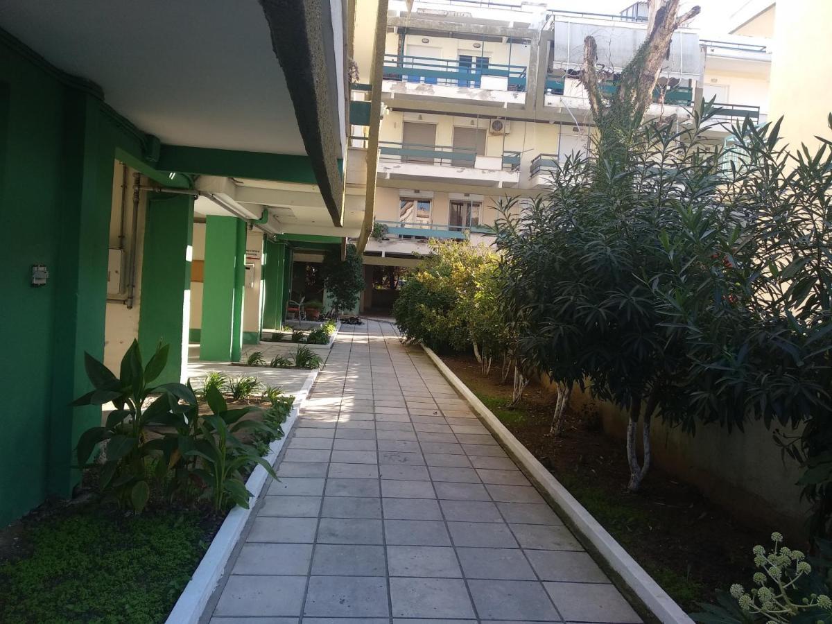 Apartment Next To The Sea Peraia  Bagian luar foto